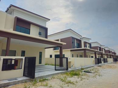 Premium Freehold Double Storey Semi-D House At Teluk Intan