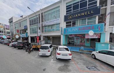 Equine Park Office near AEON & MRT - 10min to Bukit Jalil - NEW PAINT