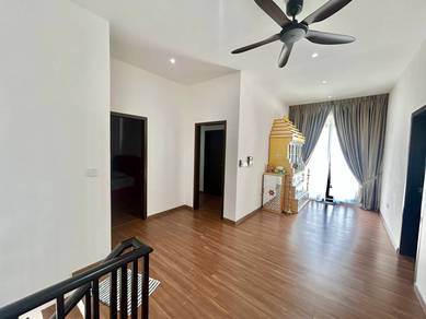 Corner Unit, Double Storey Semi-D, Setia Mayuri, Semenyih