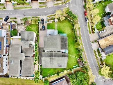 Corner Lot Bungalow Double Storey Bukit Jelutong Shah Alam