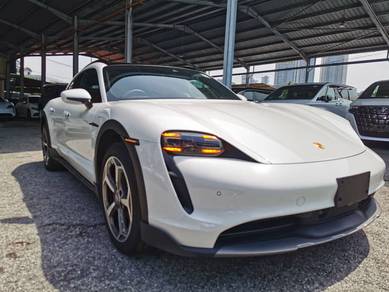 Porsche TAYCAN 4 CROSS TURISMO  (A)