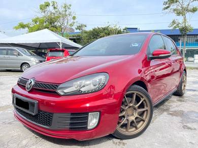 Volkswagen GOLF 2.0 GTi (A)