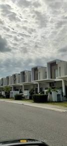 Murah🔥Furnish 2 Storey House Casa Green Cybersouth near PICC