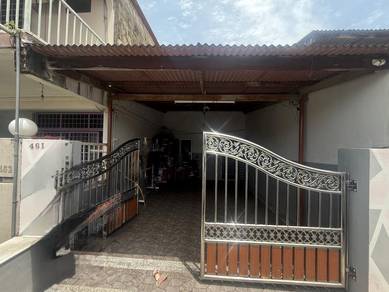 Jalan Cempaka, Taman Tangkak Jaya, Tangkak, Double Storey Low Cost