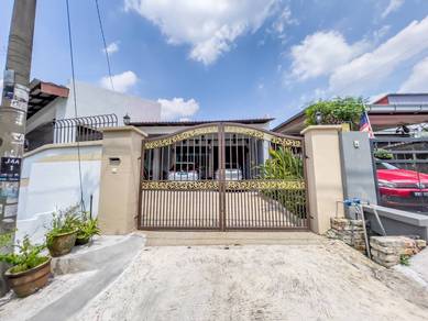 CORNER LOT‼️ Single Storey Terrace Taman Ampang Jaya