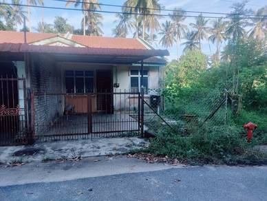 Rumah Teres Setingkat End Lot Di Taman Sri Aril, Pauh Lima, Kota Bharu