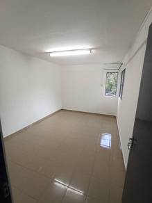 Move in Ready Ppr Desa Petaling Flat Level 1,Kuala Lumpur