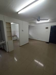 Move in Ready Ppr Desa Petaling Flat Level 1,Kuala Lumpur