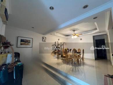 Super nice Double Storey Taman Dahlia Intermediate House For Sale