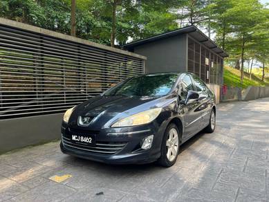 Peugeot 408 1.6 THP (A)