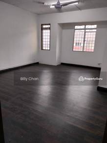 Super nice Damai Perdana 20x70 terrace