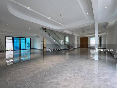 Super nice fully renovated Cheras bungalow
