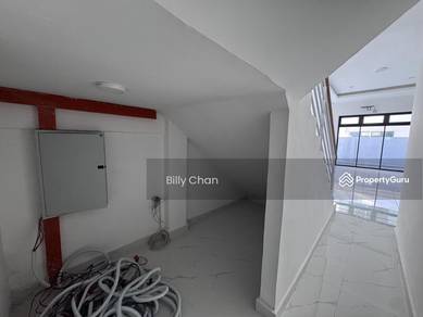 Newly build Mahkota Cheras bungalow