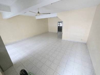 Double Storey House With 4 Bedrooms 3 Bathrooms @ Taman Desa Cemerlang