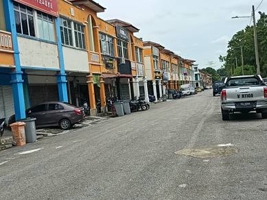 Nice Shoplot 2 Storey Paya Emas Mainroad Freehold