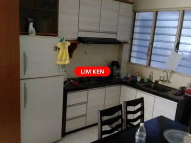 Taman Seri Sari Apartment, Relau (nice unit)