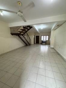 Jalan scientex 21, kelapa sawit, kulai, 2 storey, can full loan.