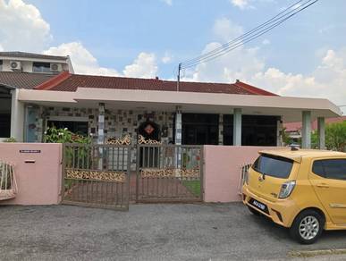 For sale ssth corner house,tmn ipoh timur,ipoh,perak.