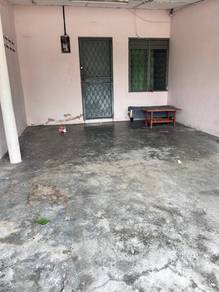 Low Cost 2 Tingkat Full loan Reno unit Saleng Kulai 2 rooms