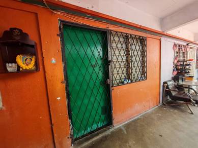 Taman desaria, petaling jaya, low cost flat for rent