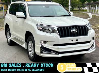A Toyota LANDCRUISER 2.7 PRADO TX-L MODELLISTA