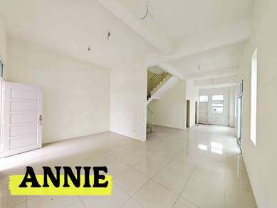 End Lot With Land 3 Storey_Below Value_Full Loan_5 Bedroom_5 Bathroom
