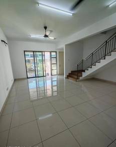 Geta bandar bukit raja double storey basic unit for rent