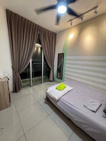 SKS habitat / Balcony room / Larkin / Bus terminal / Near CIQ
