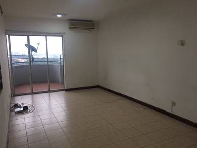 Amadesa Resort Condo High Floor Pool View, Desa Petaling KL