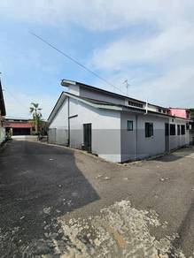 Move-In Ready Single Storey End Lot at Johor Jaya – Strategic Location