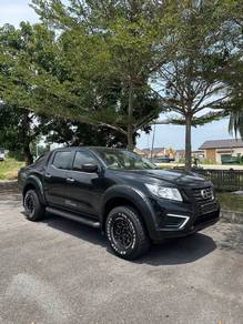 Nissan Navara 2.4 (A) 4x4 Pickup Canvas