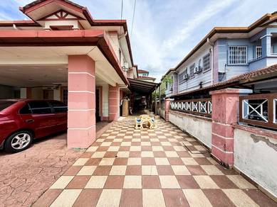 Double Storey Semi-D Fully Renovated Seri Kembangan Ruang Besar