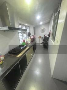 Hot Deal in Taman Molek Fully Renovated 1.5 Storey Terrace For Sale