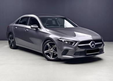 Mercedes Benz A200 1.3 AMG - U/Warranty Ori