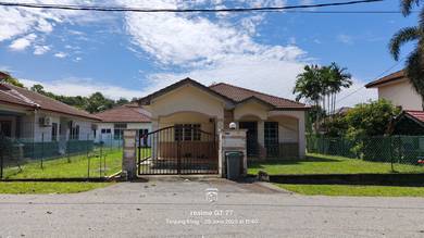 400m to Pantai Puteri - Banglo untuk dijual depan Playground