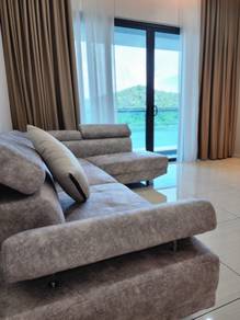 Queens Residences Q1 Seaview 1200sf Waterfront Furnished Strategic 2Cp