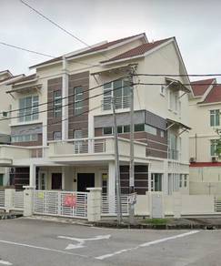 Real Corner Unit|3 Stry Fully Renovation|Taman Aston|B.M
