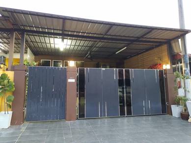 Single storey Jalan MERBAU Bandar Putra Kulai ( FULL LOAN )