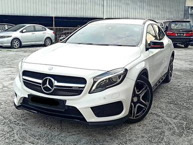 Mercedes Benz GLA250 4MATIC 2.0 YM 2014