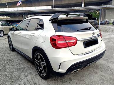 Mercedes Benz GLA250 4MATIC 2.0 YM 2014