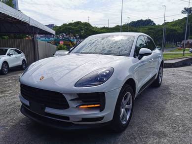 Porsche MACAN 2.0 (A)