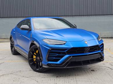 Lamborghini URUS 4.0 V8 CARBON PACK HIGH SPEC