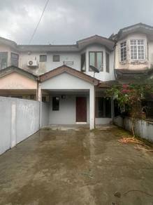 FACING OPEN Double Storey Saujana Puchong