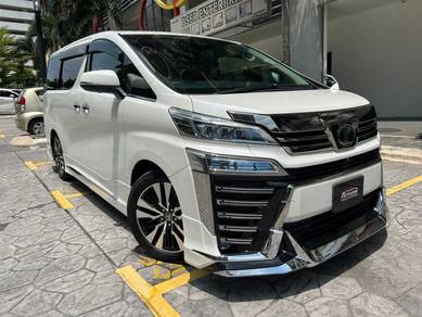 Toyota VELLFIRE 2.5 ZG SUNROOF & 360 CAMERA