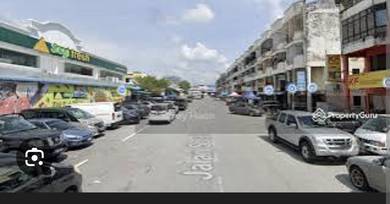 Taman Sri batu Caves Shop lot For Sale GROUND & MEZZANINE FLOOR