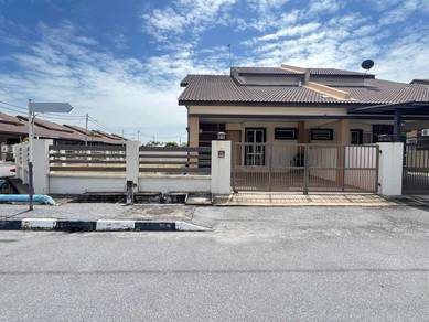 Corner Lot Taman Alysia Langgar
