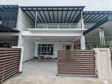 Parkland Kluang Perdana @ 2stry Hse for Rent w Auto Gate , Aircon ,G&G
