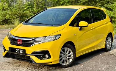 Honda JAZZ 1.5 FACELIFT (A) FLRS LOAN TINGGI 2019