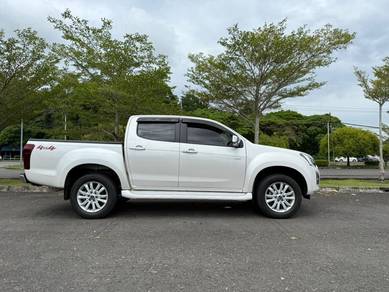 Isuzu D-MAX TYPE B 1.9L (M)