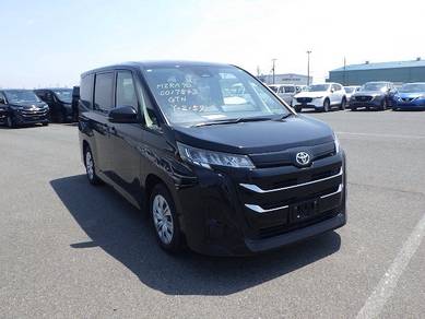 Toyota NOAH 2.0 X (A)
